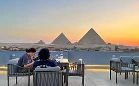 Pyramids Hotel